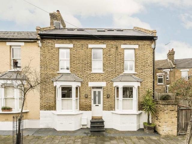 House for rent in Homerton, Greater London