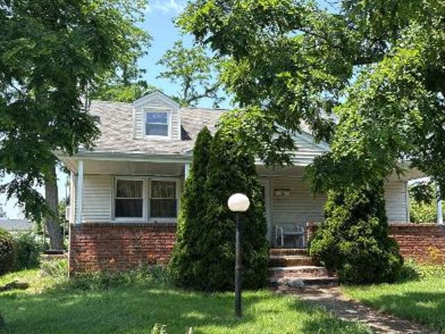 House for sale in Neptune