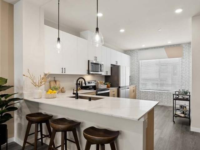 Townhouse for sale in Cedar, Iowa