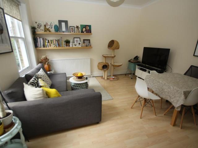 House for rent in Kidbrooke, Greater London