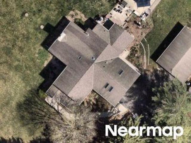 House for sale in Waukesha