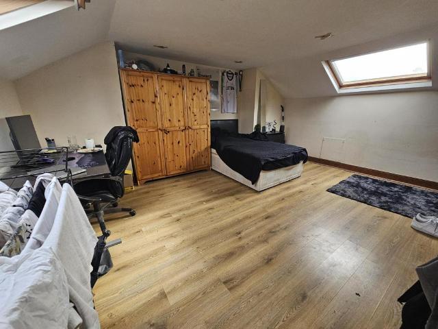 House for rent in Beckett Park, Headingley