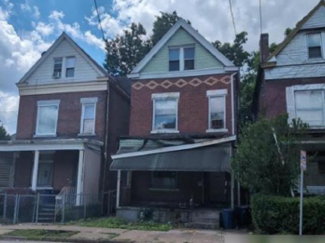 House for sale in Pittsburg, Pennsylvania