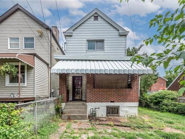 House for sale in Mckeesport