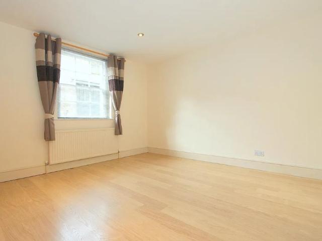 Apartment for rent in Dulcote, Bath And North East Somerset