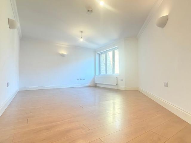 Apartment for rent in Greater London
