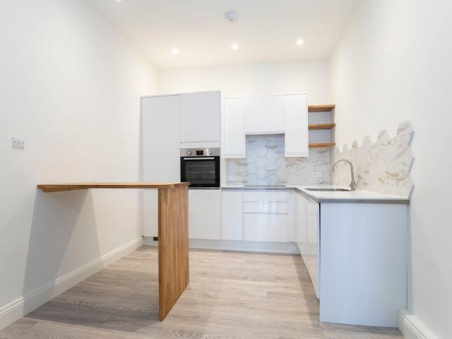 Apartment for rent in Ewens Farm, Golden Valley