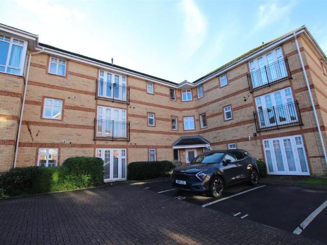 Apartment for rent in Eastleigh, Helford