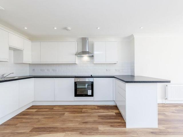 Apartment for rent in London Borough of Croydon, Thornton Heath