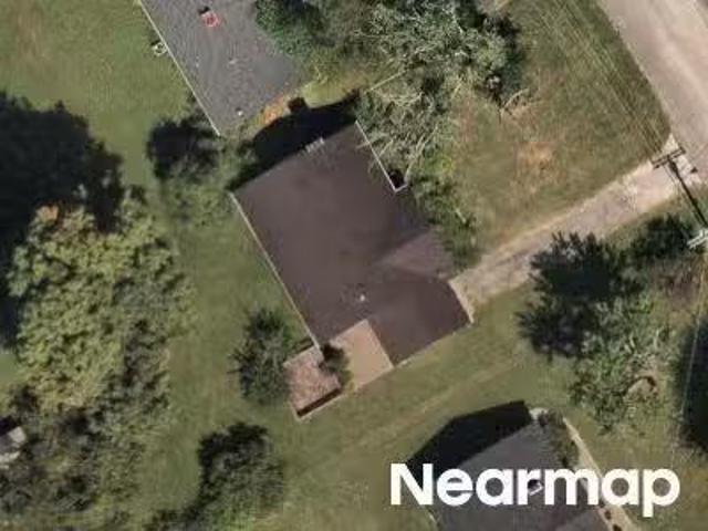 House for sale in Bowling Green