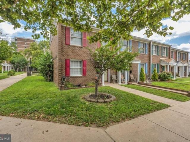 Condo for sale in Camden