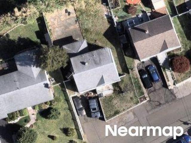 House for sale in Bridgeport, Connecticut