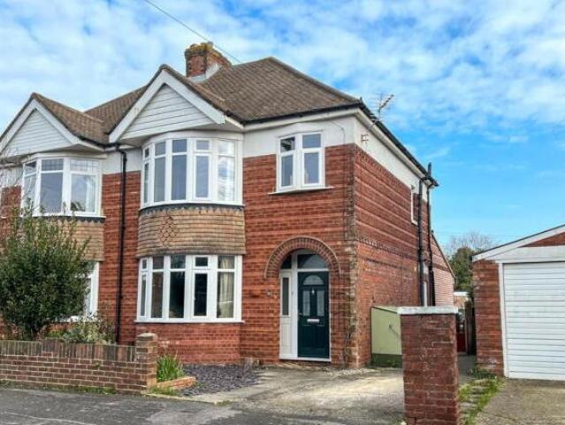 House for sale in Middlecroft, Hampshire