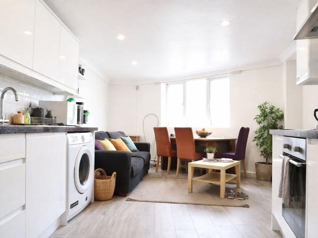 Apartment for rent in Queen's Park, Brighton & Hove