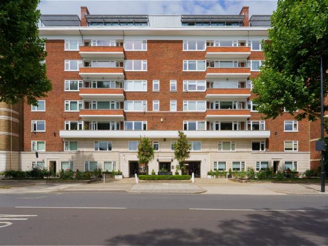 Apartment for rent in St. John's Wood, Greater London