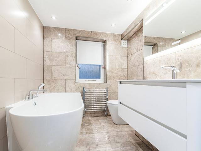 Apartment for rent in St. John's Wood, Greater London