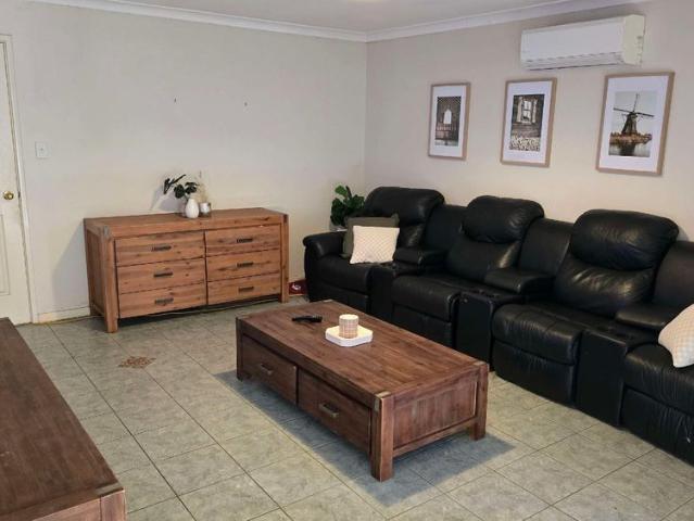 Room for rent in Bentley, Western Australia