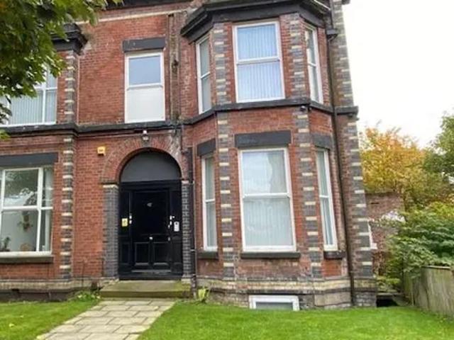 Apartment for rent in Calderstones