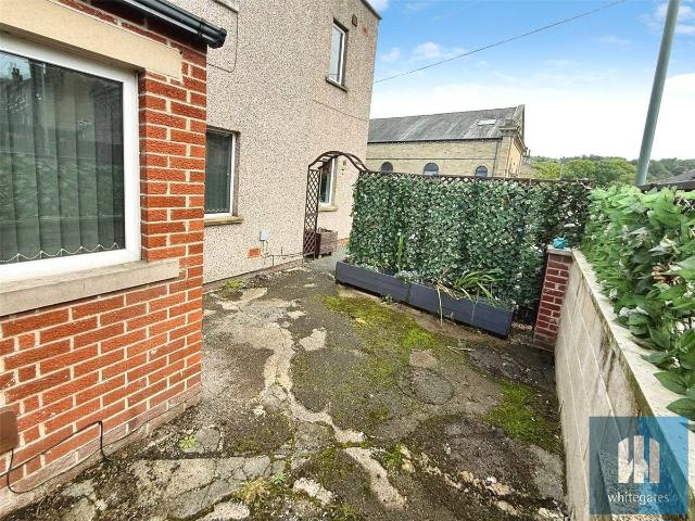 Apartment for rent in Armitage Bridge, West Yorkshire