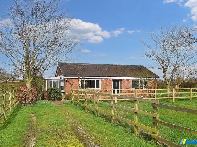 House for rent in Whitley, Higher Whitley