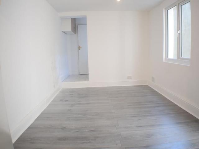 Studio for rent in Holloway, Lower Holloway