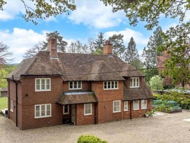House for sale in Littlecote, West Sussex