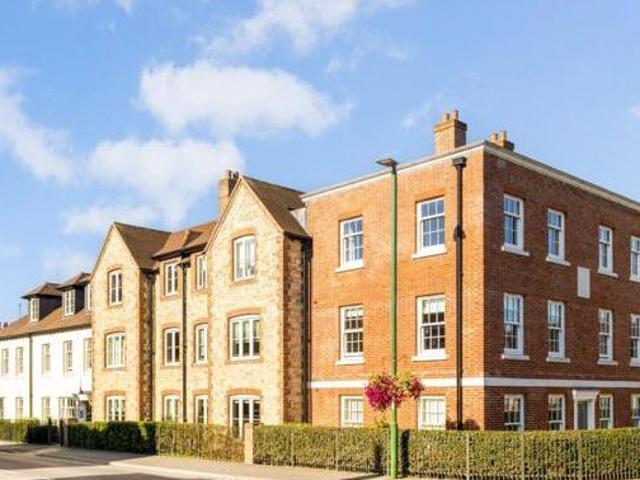 House for sale in Littlecote, West Sussex