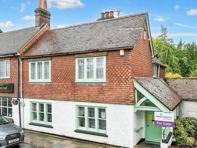 House for sale in Littlecote, West Sussex