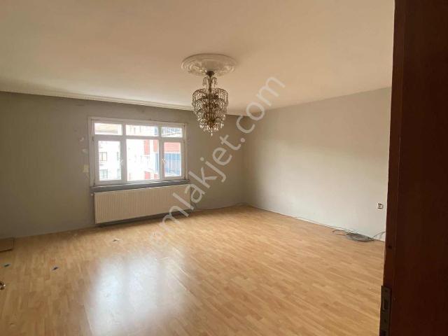 Esenler, İstanbul içerisinde kiralık mülk