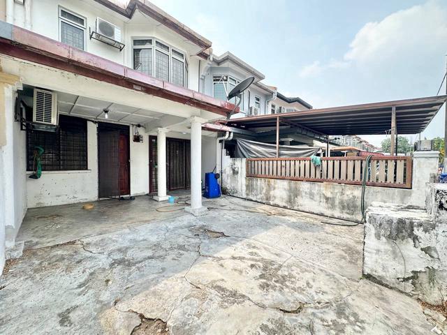 Terraced House for sale