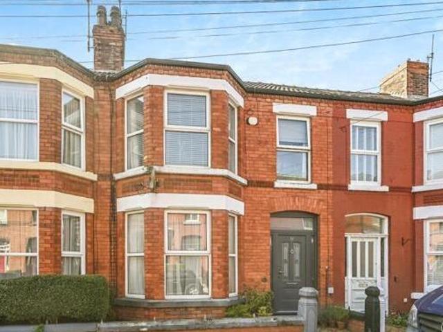 House for sale in Calderstones