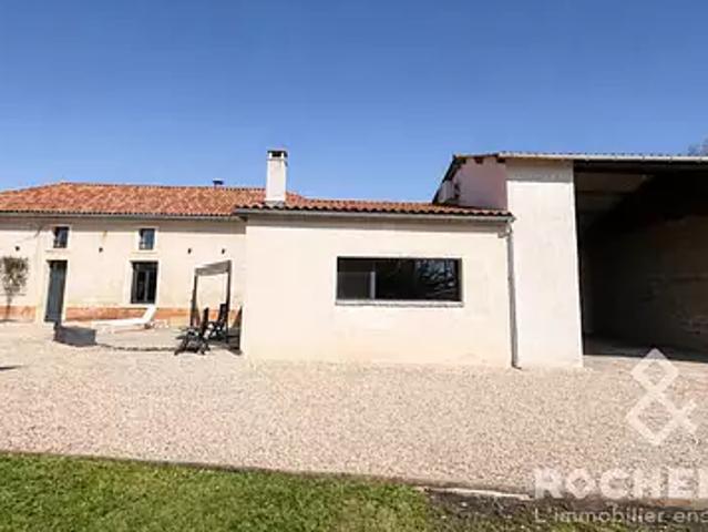 Maison vente à Saint-Jean-d'Angély, Bercloux