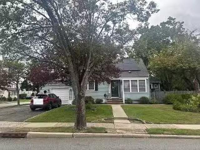 House for sale in Hackensack