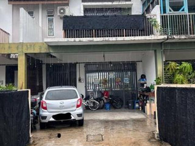 Terraced House for sale in Tanjong Sepat, Selangor