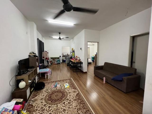 Townhouse for sale in Sendayan Village, Negeri Sembilan