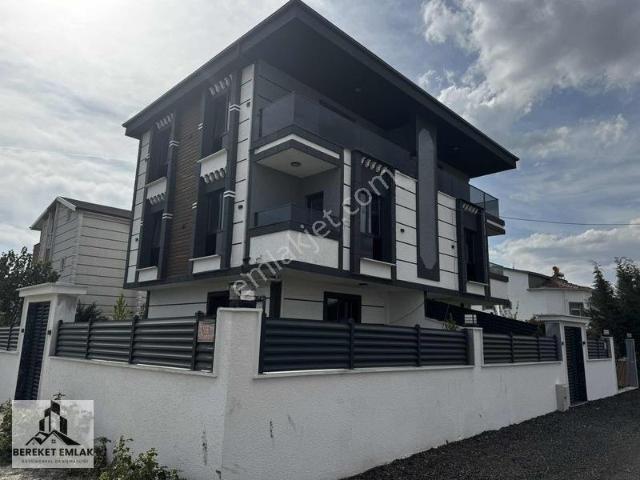 Yeniçiftlik Mahallesi, Marmaraereğlisi içerisinde satılık Villa