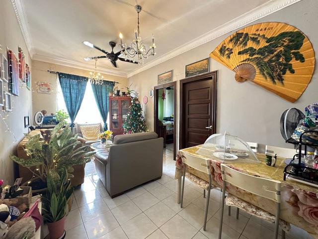 Apartment for sale in Country Heights Damansara, Kuala Lumpur