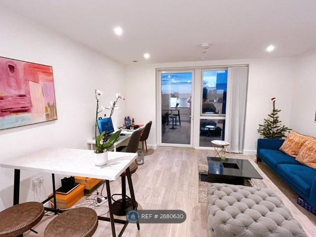 Apartment for rent in Alperton, Greater London