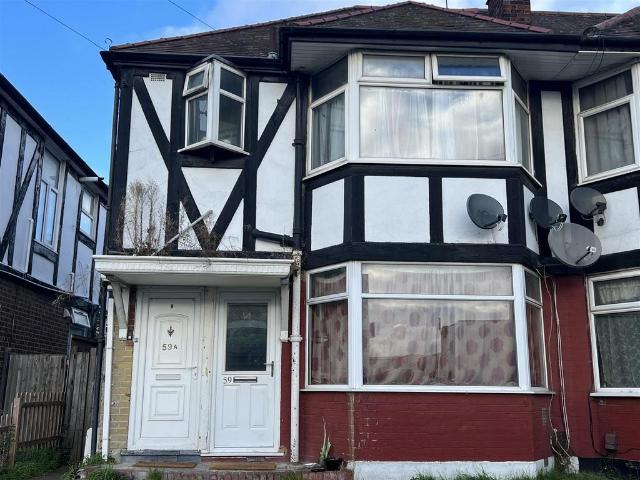 Apartment for rent in Alperton, Greater London