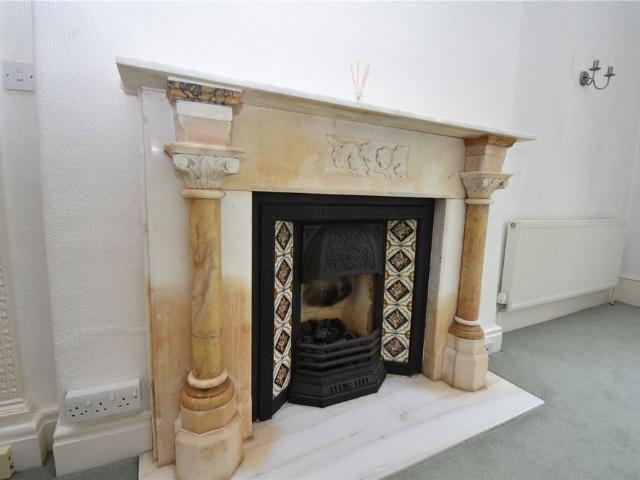 Apartment for rent in Claughton, Oxton