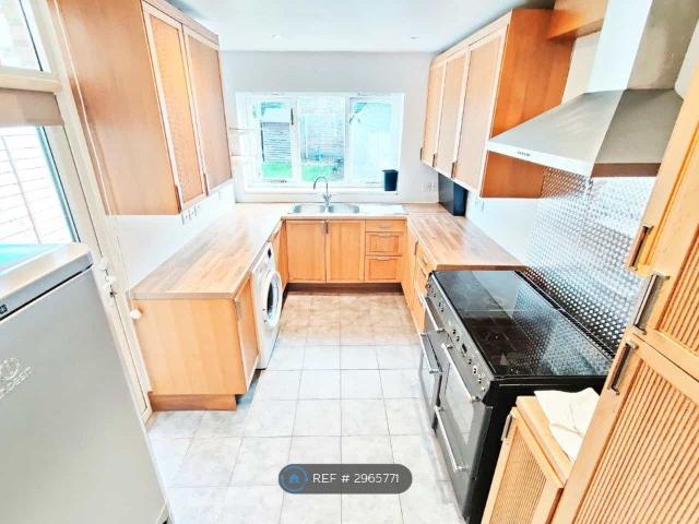 House for rent in New Malden, Greater London