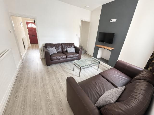 House for rent in Stoke, Stoke-on-Trent