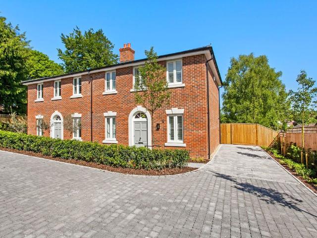 Apartment for rent in Weeke, Harestock