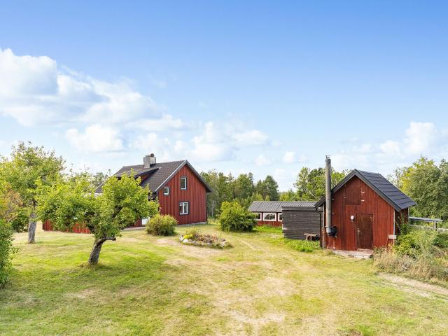 Bostad till salu i Berg, Östergötland