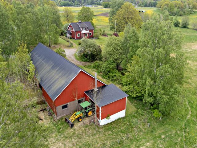 Gård till salu i Västra Götaland