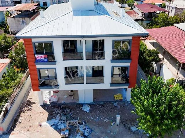 Bergama, İzmir içerisinde satılık mülk