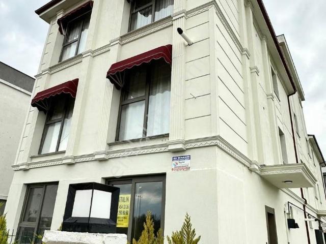 Bergama, İzmir içerisinde satılık mülk