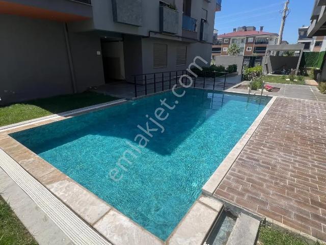Bergama, İzmir içerisinde satılık mülk