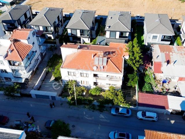 İslamsaray Mahallesi, Bergama içerisinde satılık Bina