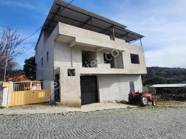 Bergama, İzmir içerisinde satılık Villa
